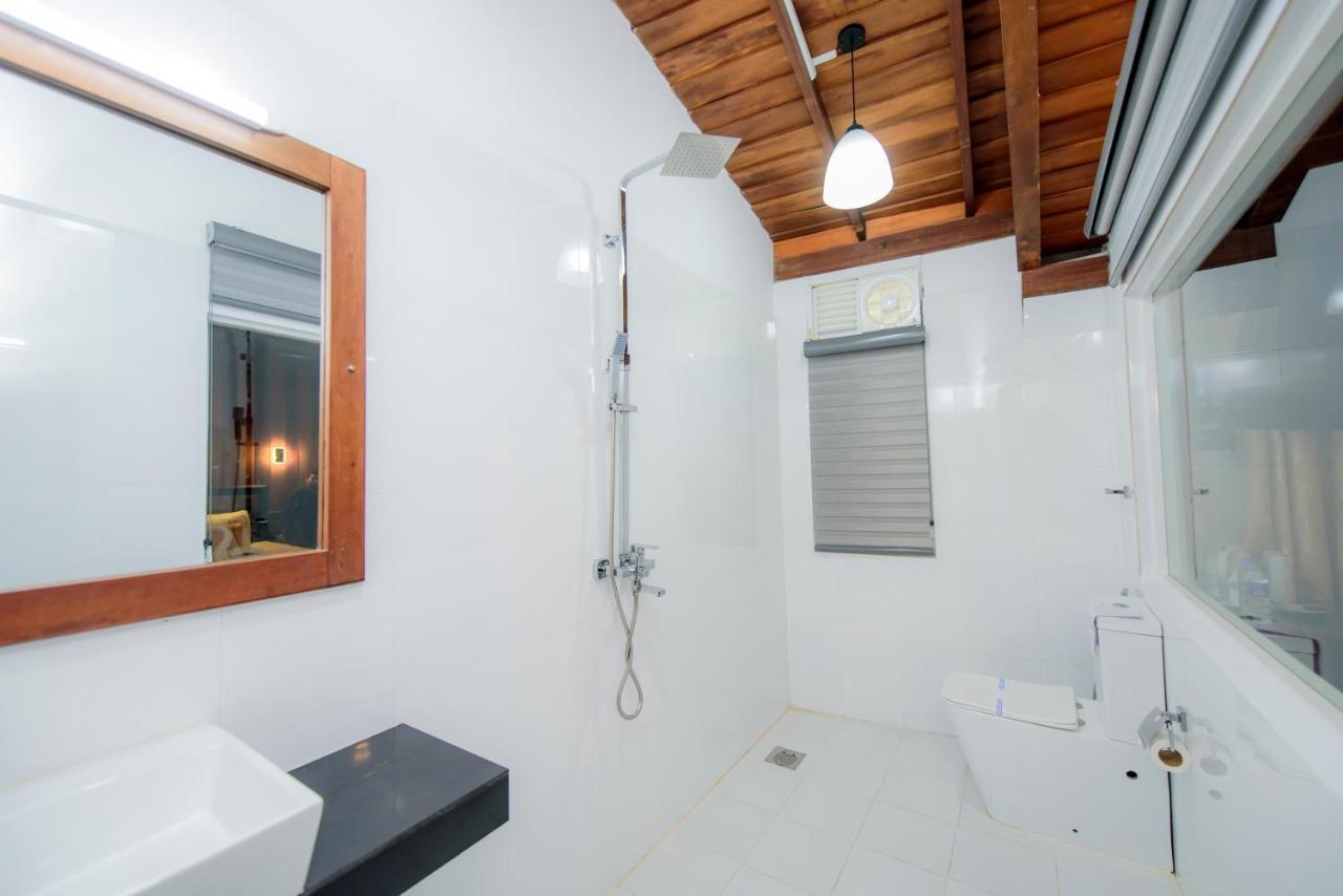 Sevonra Hotel Унаватуна Екстериор снимка