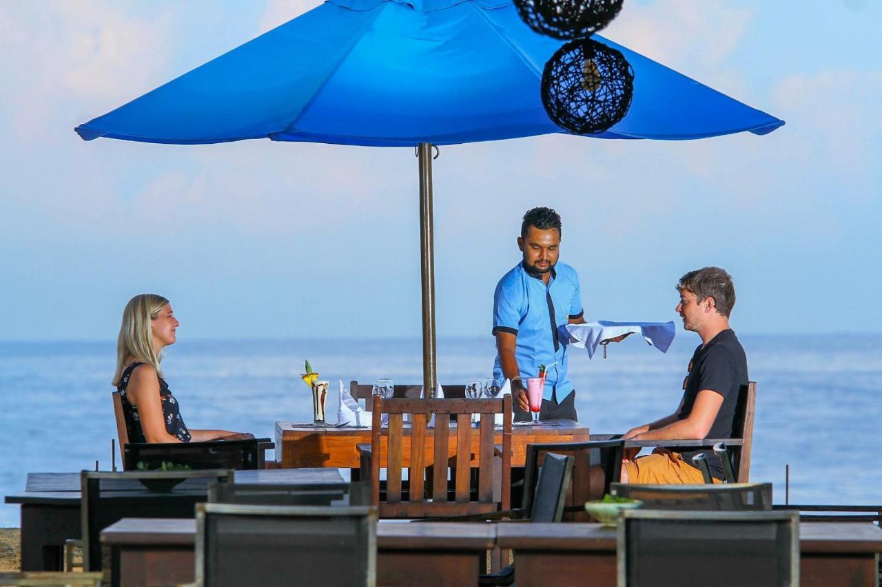 Sevonra Hotel Унаватуна Екстериор снимка